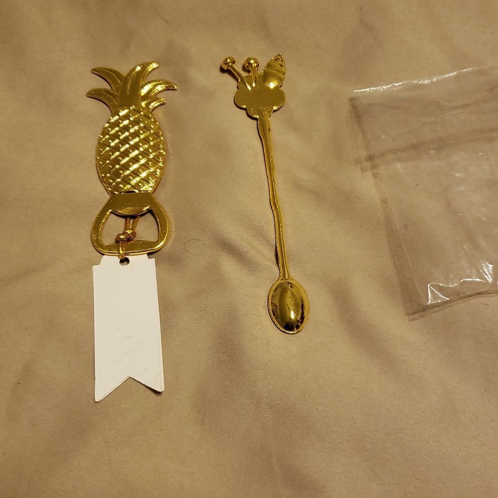 Pine apple bottle opener and spoon - Picture 2 of 3